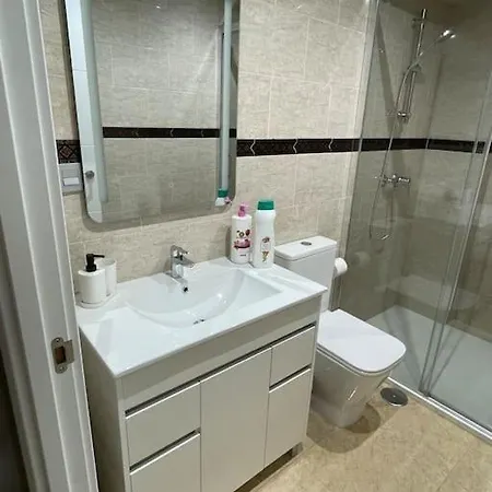 Apartamento En Oviedo Con Parking Y Wifi Exterior photo