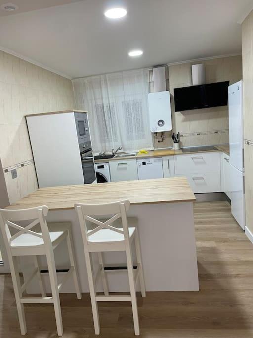 En Con Parking Y Wifi Apartment